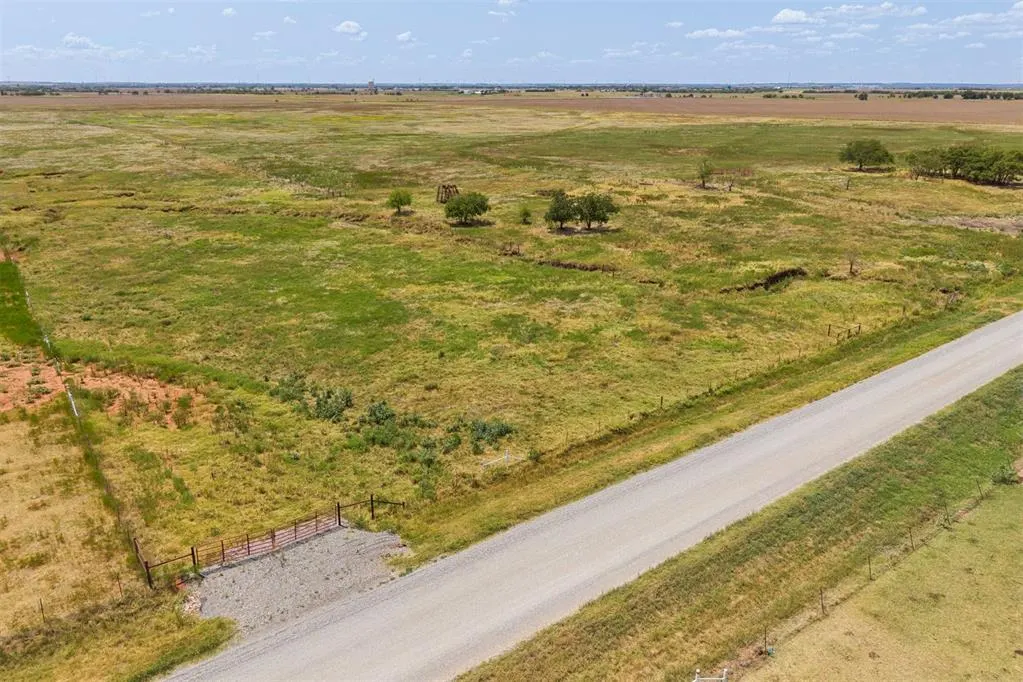 Photo 21 — SW 44 Street, Union City, OK 73090