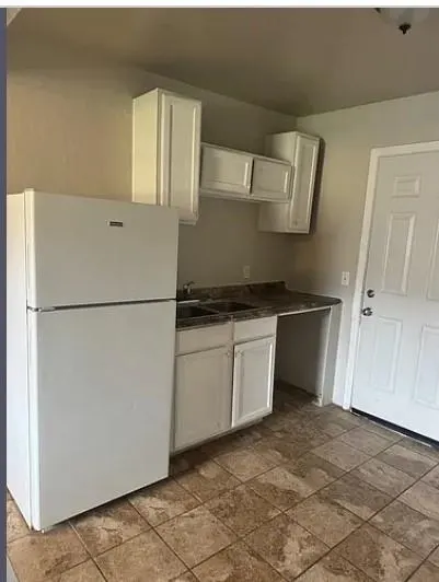 Photo 5 — 3204 S Portland Avenue, Oklahoma City, OK 73119