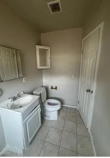 Photo 6 — 3204 S Portland Avenue, Oklahoma City, OK 73119