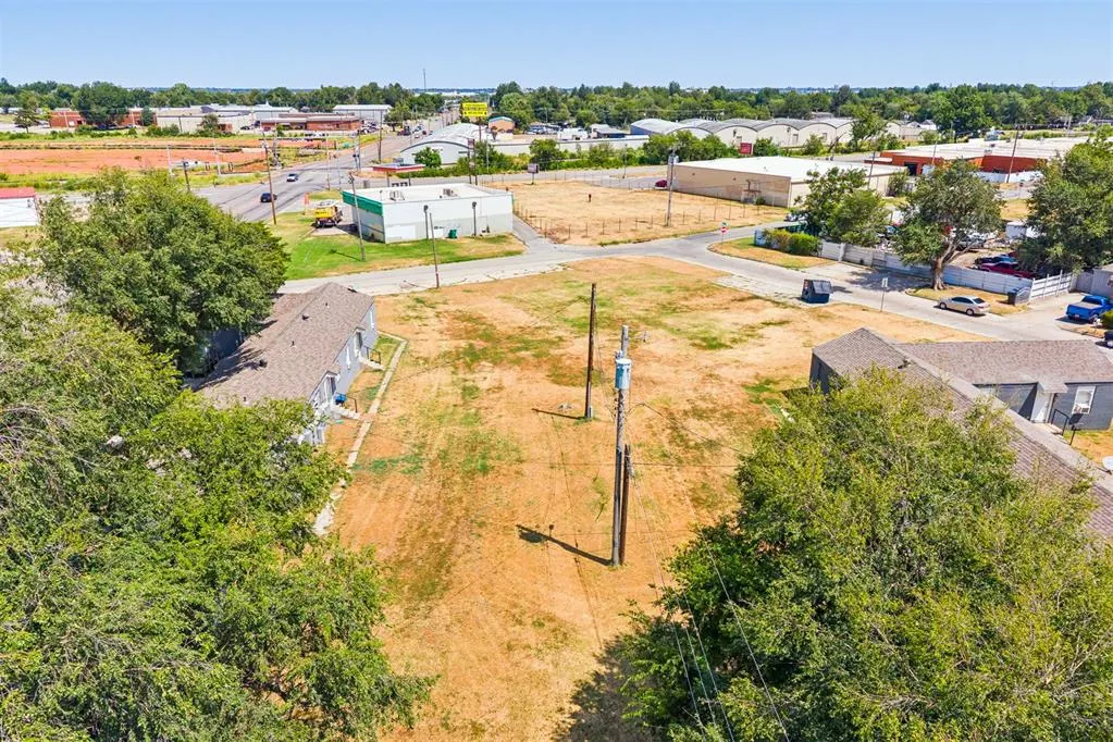 Photo 15 — 3204 S Portland Avenue, Oklahoma City, OK 73119