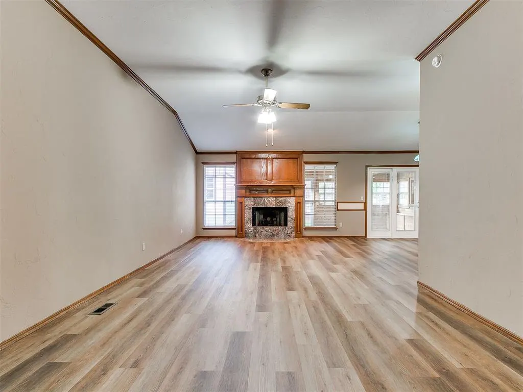 Photo 4 — 1612 N Locust Terrace, Mustang, OK 73064