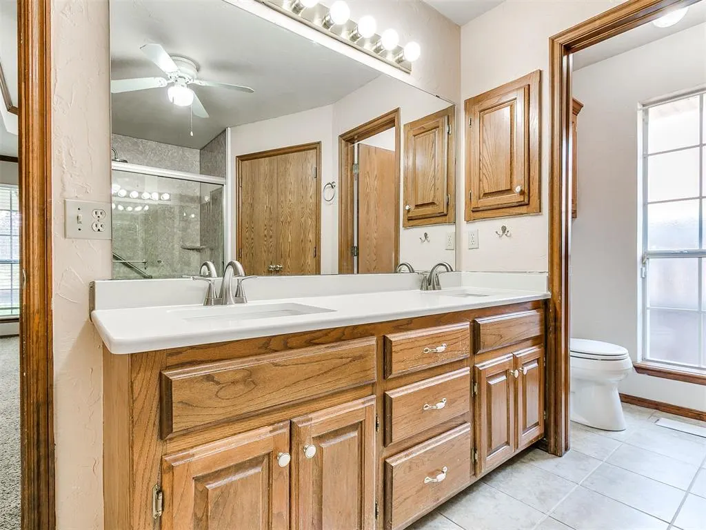 Photo 12 — 1612 N Locust Terrace, Mustang, OK 73064