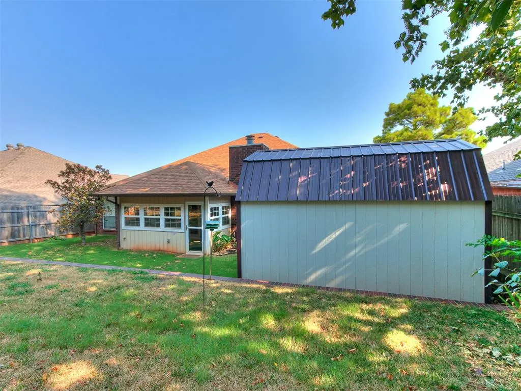 Photo 22 — 1612 N Locust Terrace, Mustang, OK 73064
