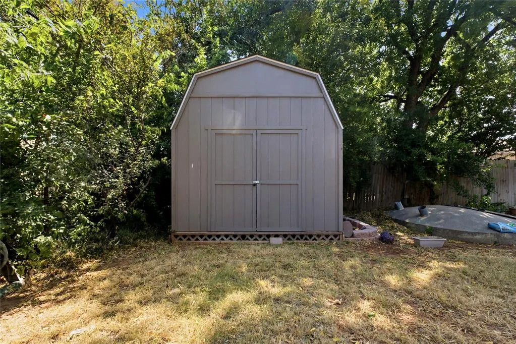 Photo 18 — 2649 Lakeside Drive, Oklahoma City, OK 73120