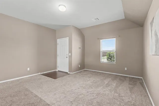 Photo 2 — 9804 Glover River Drive, Yukon, OK 73099