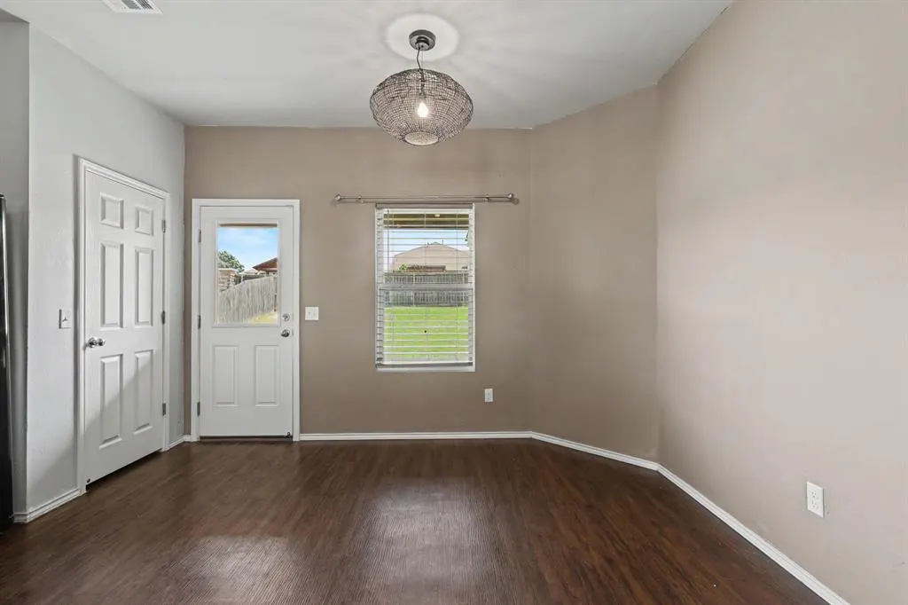 Photo 11 — 9804 Glover River Drive, Yukon, OK 73099