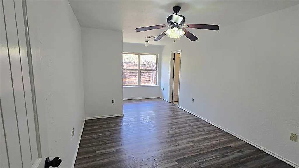 Photo 6 — 805 Crown Heights Lane, Purcell, OK 73080