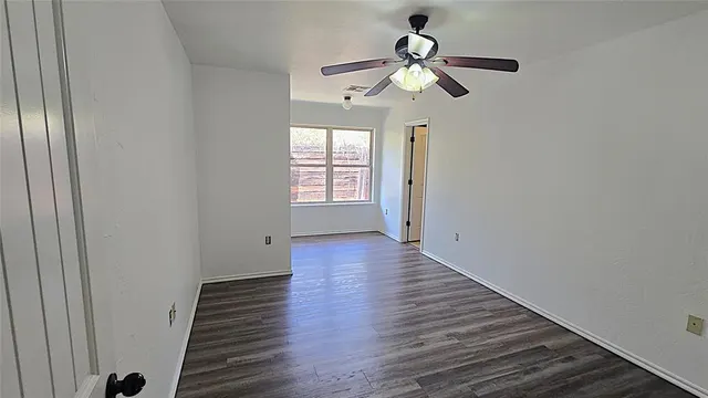 Photo 6 — 805 Crown Heights Lane, Purcell, OK 73080