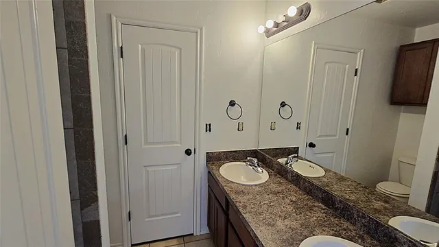 Photo 7 — 805 Crown Heights Lane, Purcell, OK 73080