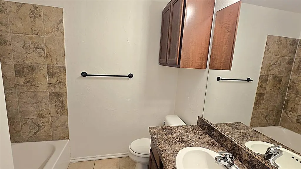 Photo 10 — 805 Crown Heights Lane, Purcell, OK 73080