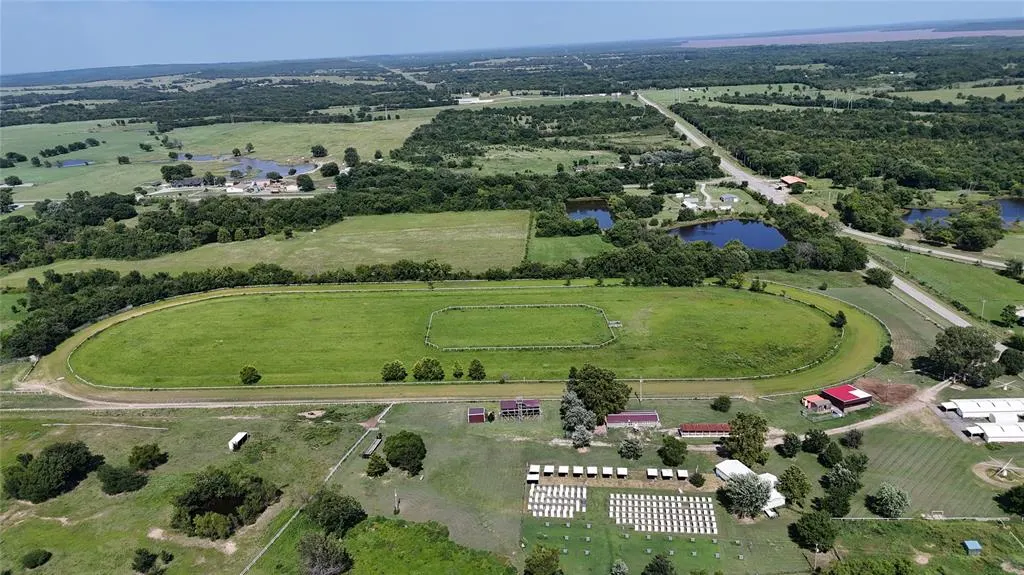 Photo 9 — 18699 Grayson Boulevard, Henryetta, OK 74437