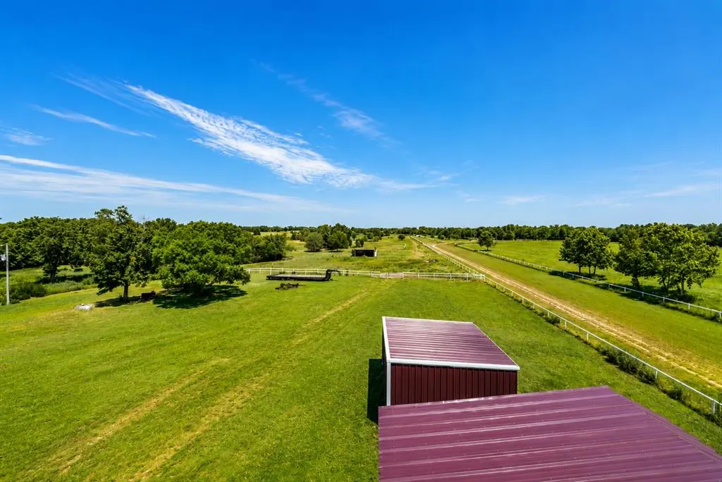 Photo 15 — 18699 Grayson Boulevard, Henryetta, OK 74437