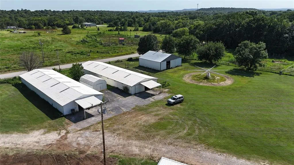 Photo 16 — 18699 Grayson Boulevard, Henryetta, OK 74437
