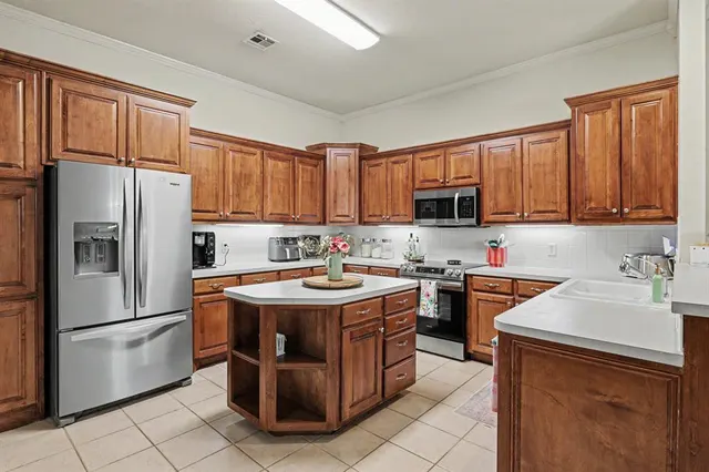 Photo 3 — 15419 Monarch Lane, Edmond, OK 73013
