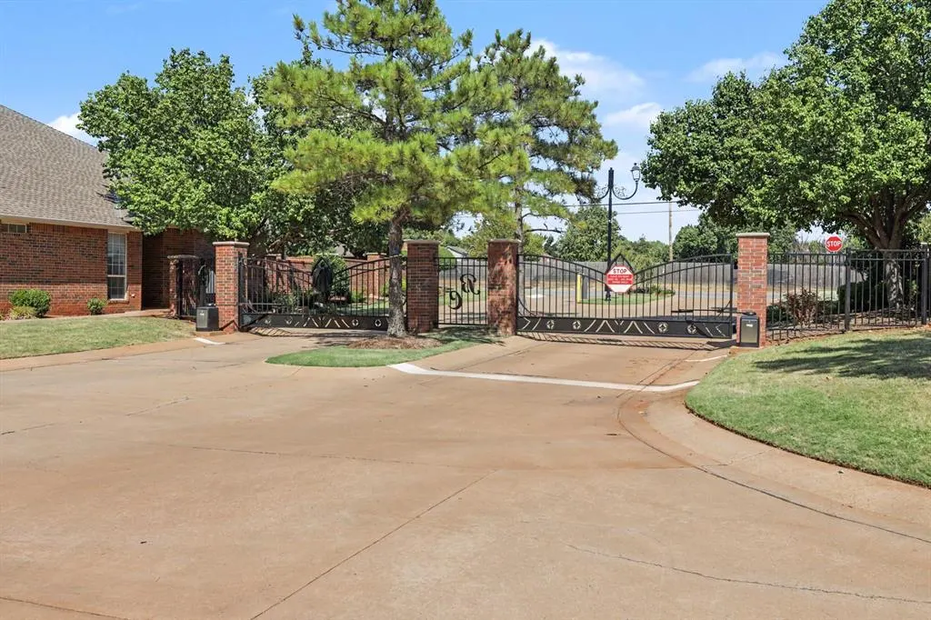Photo 31 — 15419 Monarch Lane, Edmond, OK 73013