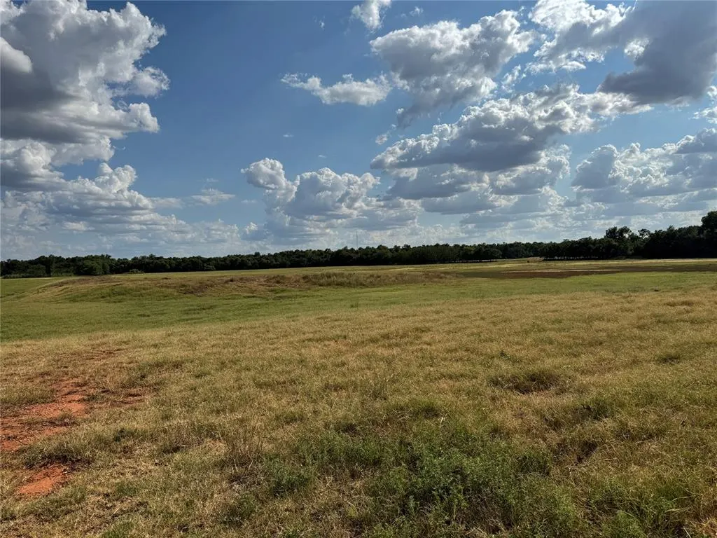 Front exterior — E Silver City Ridge Road, Tuttle, OK 73089