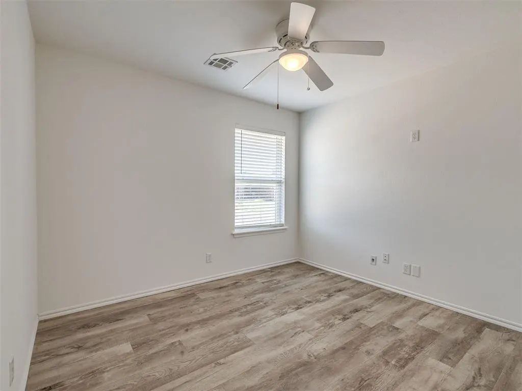Photo 31 — 521 Apache Gate Drive, Yukon, OK 73099