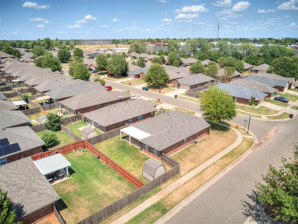 Photo 48 — 521 Apache Gate Drive, Yukon, OK 73099