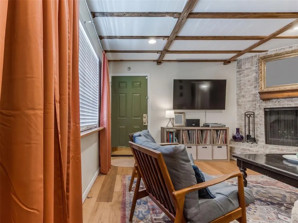 Photo 2 — 401 SE 12th Avenue 114, Norman, OK 73071