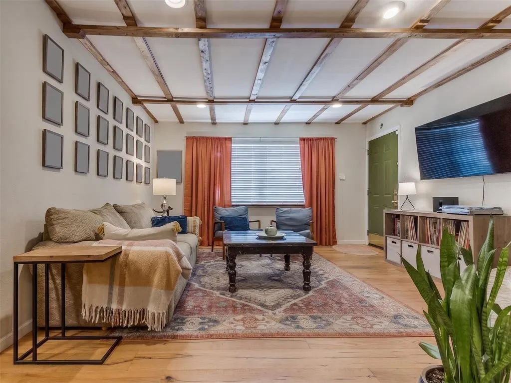 Photo 3 — 401 SE 12th Avenue 114, Norman, OK 73071