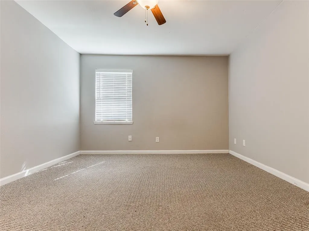 Photo 20 — 401 SE 12th Avenue 114, Norman, OK 73071
