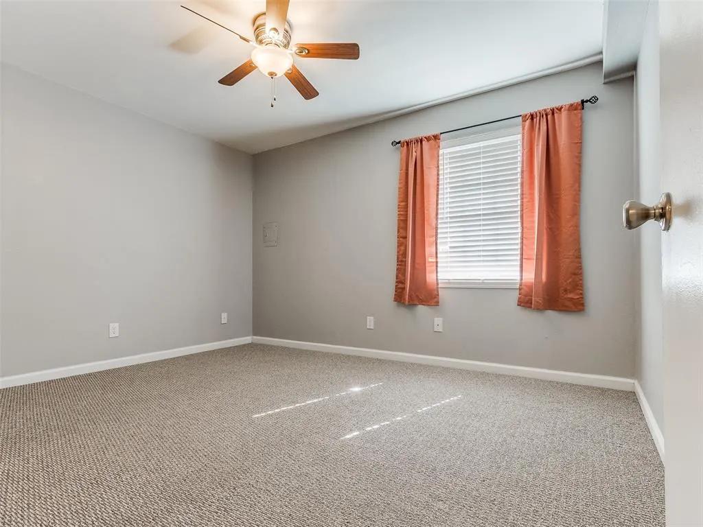 Photo 25 — 401 SE 12th Avenue 114, Norman, OK 73071