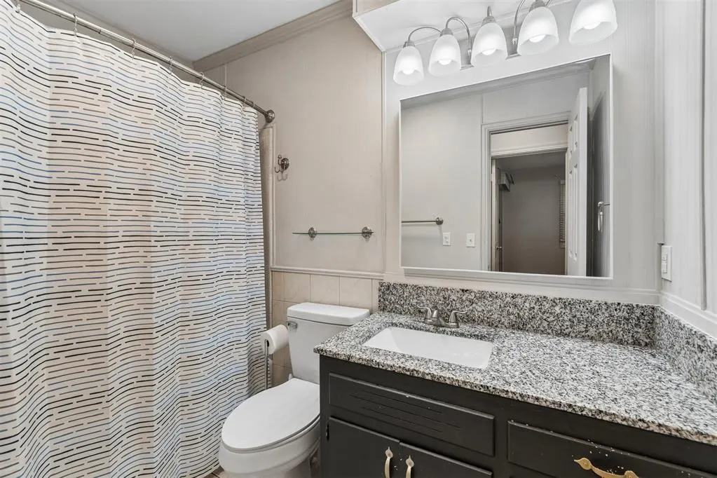 Photo 14 — 10204 Northland Road, Oklahoma City, OK 73120