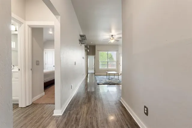 Photo 7 — 1430 Lakeview Drive, Edmond, OK 73034