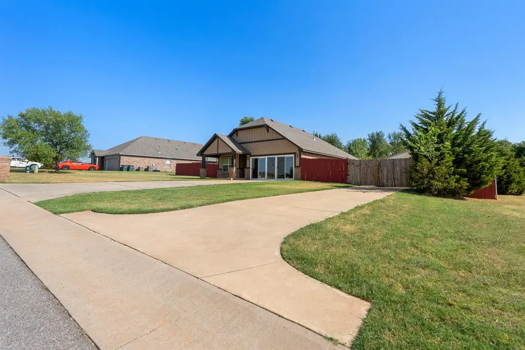 Photo 30 — 1430 Lakeview Drive, Edmond, OK 73034