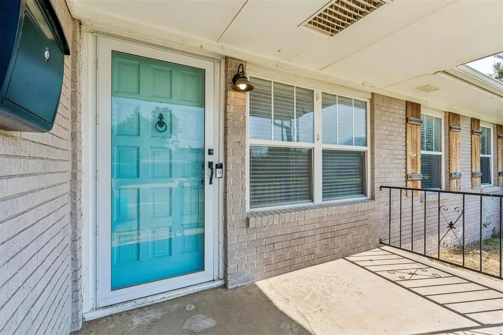 Photo 10 — 409 W Douglas Drive, Midwest City, OK 73110