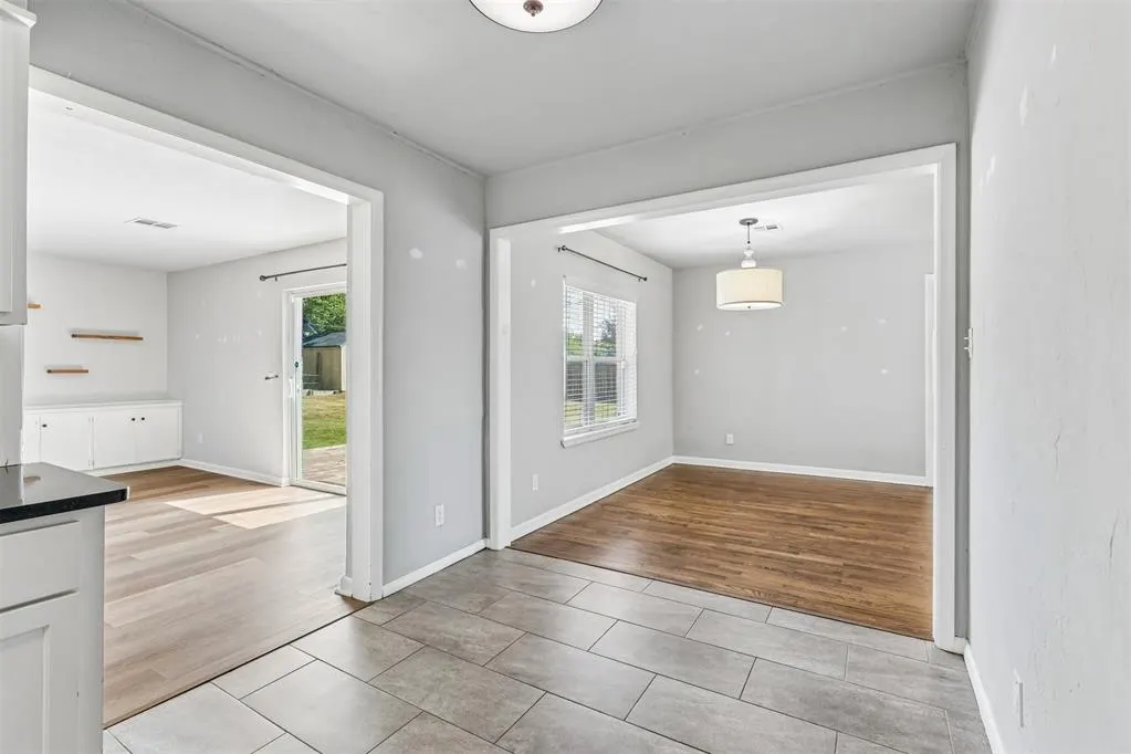Photo 18 — 409 W Douglas Drive, Midwest City, OK 73110