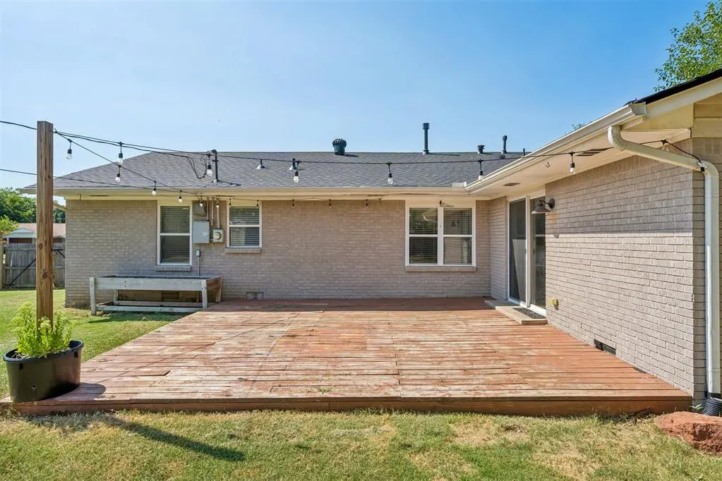 Photo 42 — 409 W Douglas Drive, Midwest City, OK 73110