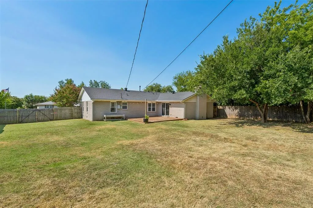 Photo 44 — 409 W Douglas Drive, Midwest City, OK 73110