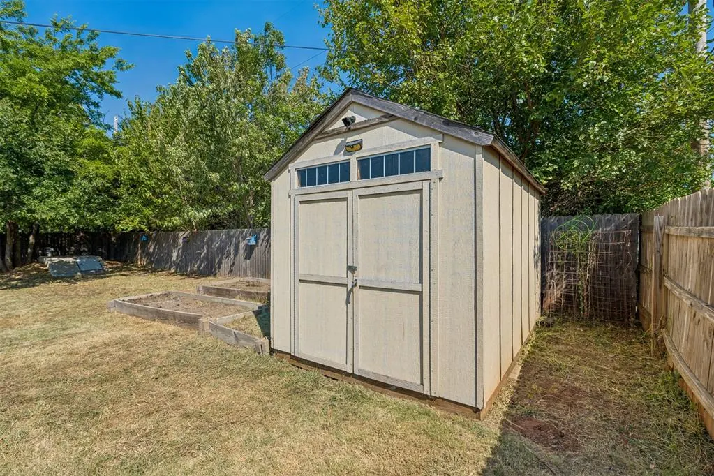 Photo 47 — 409 W Douglas Drive, Midwest City, OK 73110