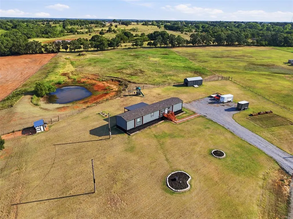Photo 4 — 10563 184th Street, Lindsay, OK 73052