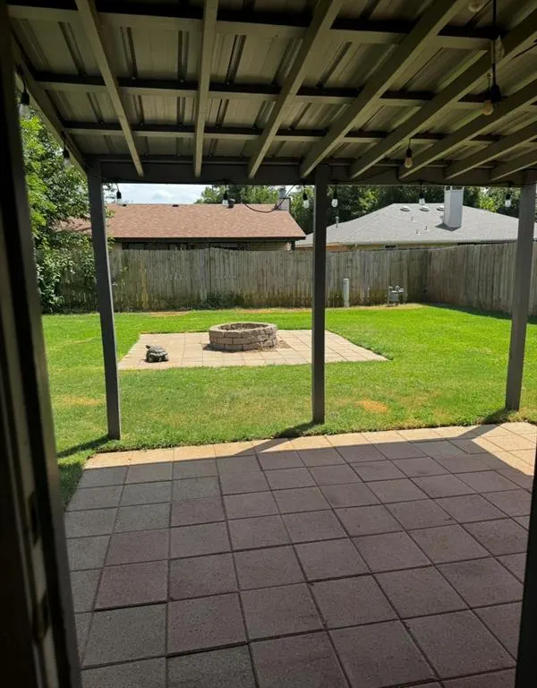 Photo 15 — 10416 Dover Drive, Yukon, OK 73099