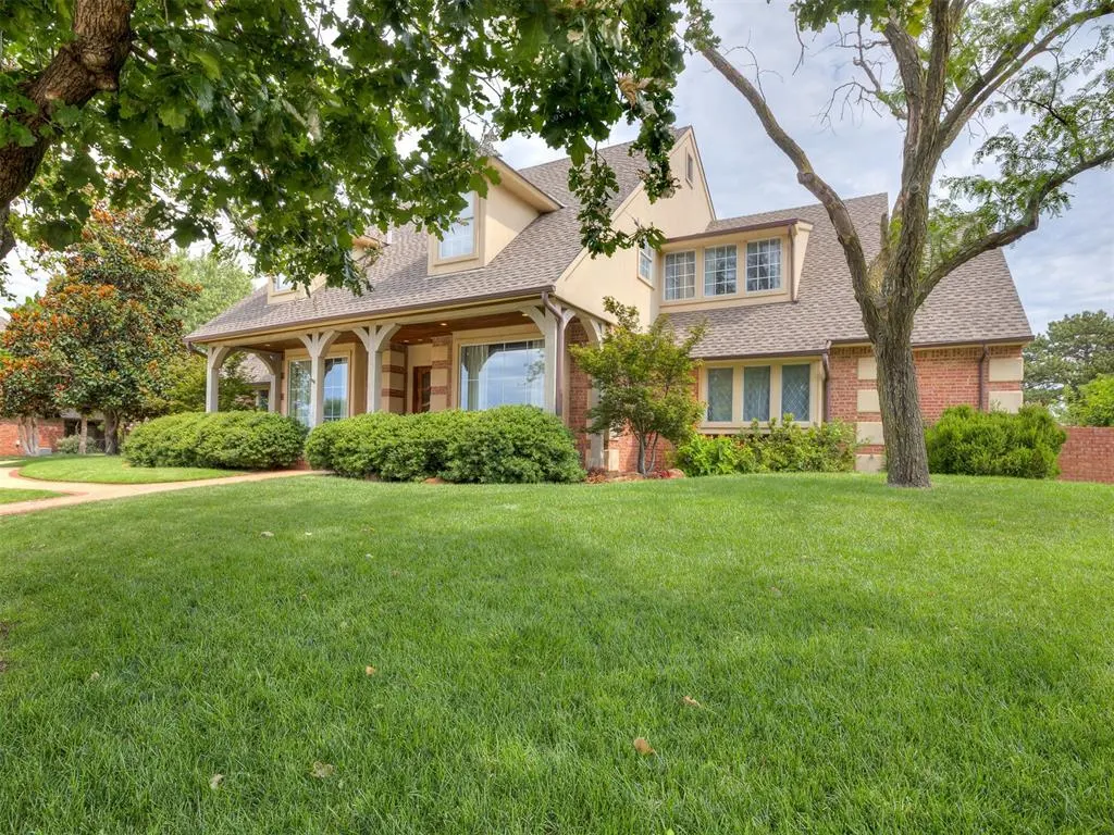 Photo 3 — 5812 Country Club Drive, Edmond, OK 73025