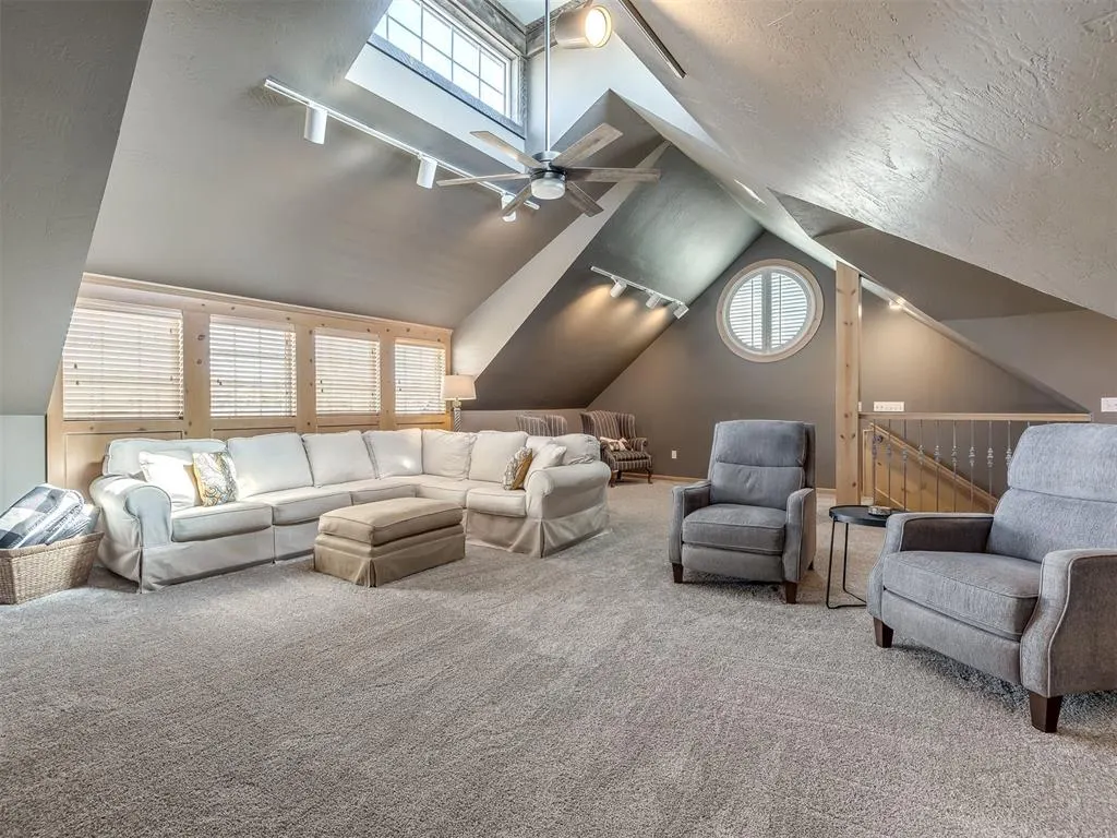 Photo 33 — 5812 Country Club Drive, Edmond, OK 73025