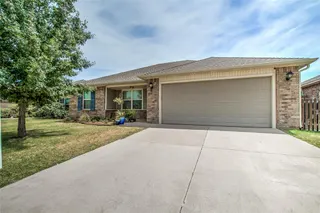 Sold home at 2900 Sunberry Way