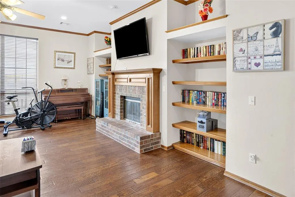 Photo 8 — 1717 Hemingway Drive, Edmond, OK 73013