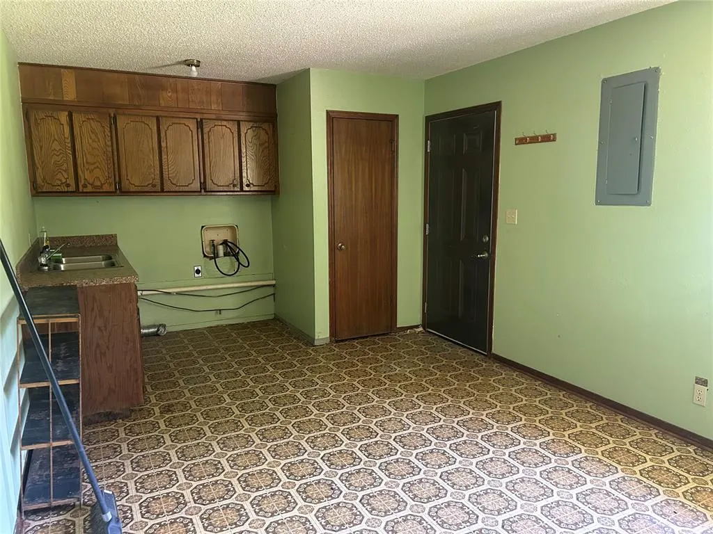 Photo 37 — 106508 S 3410 Road, Meeker, OK 74855