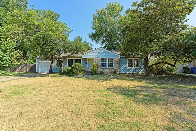 Photo 2 — 1209 Melrose Drive, Norman, OK 73069