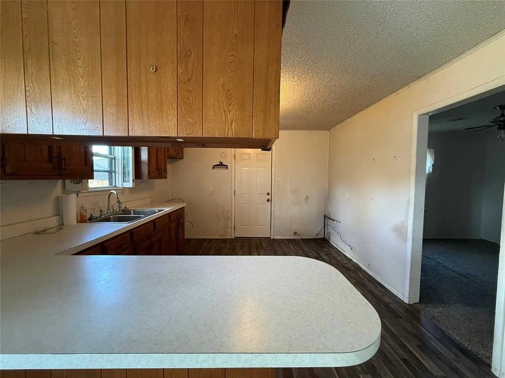 Photo 2 — 1010 W 5th Street, Stroud, OK 74079