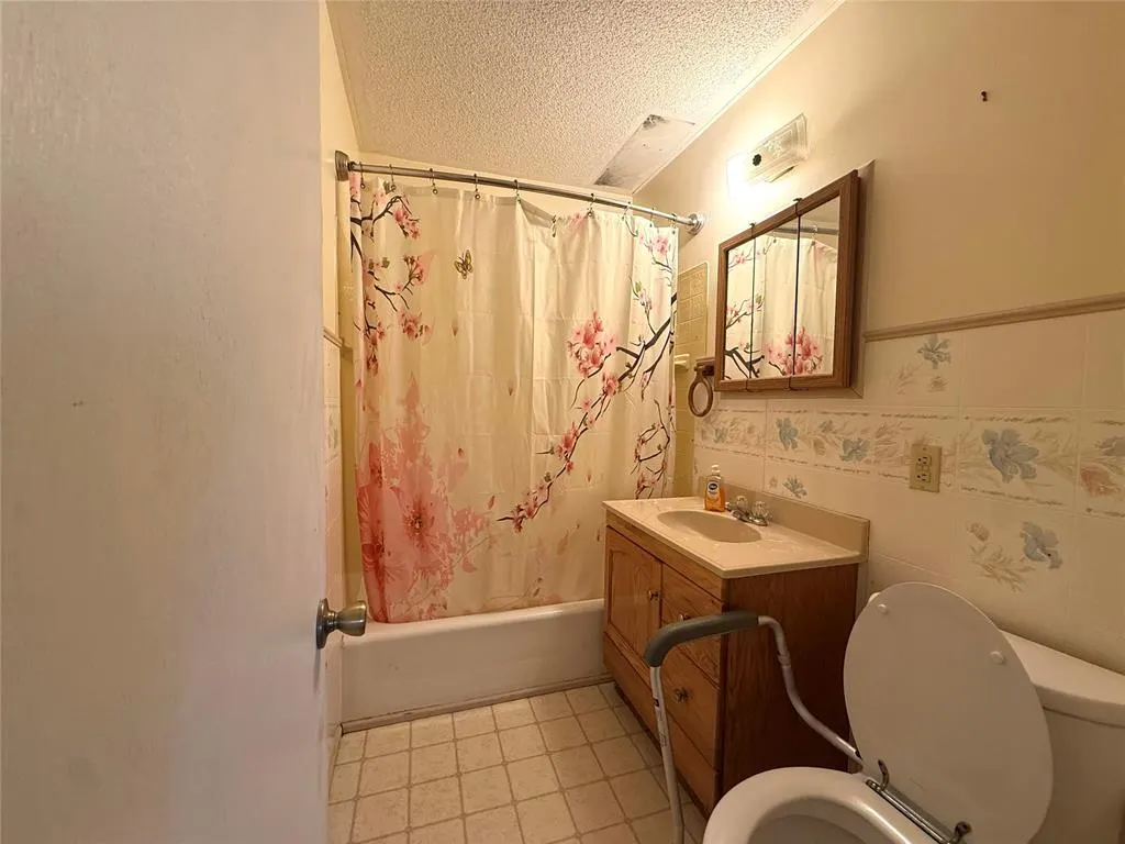 Photo 15 — 1010 W 5th Street, Stroud, OK 74079