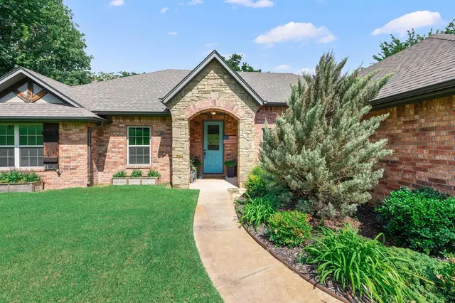 Photo 4 — 14220 Red Oak Drive, Edmond, OK 73034