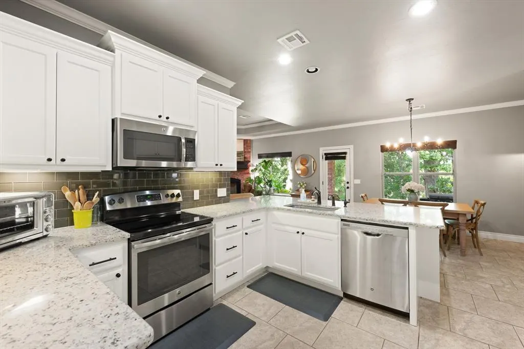 Photo 17 — 14220 Red Oak Drive, Edmond, OK 73034