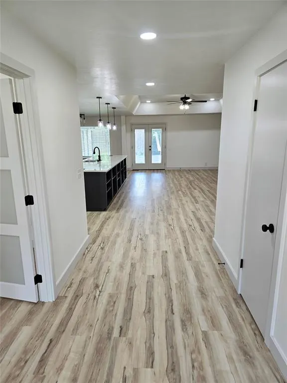 Photo 2 — 11905 Camelot Place, Oklahoma City, OK 73120