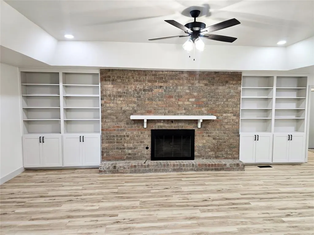 Photo 4 — 11905 Camelot Place, Oklahoma City, OK 73120