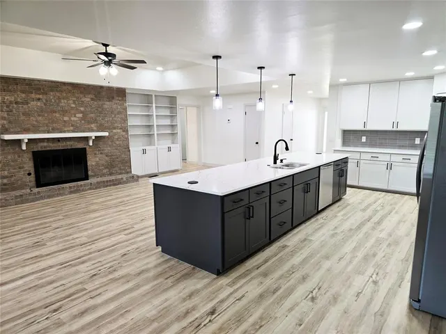 Photo 5 — 11905 Camelot Place, Oklahoma City, OK 73120