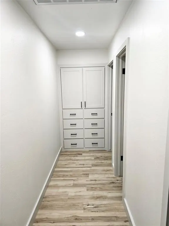 Photo 18 — 11905 Camelot Place, Oklahoma City, OK 73120
